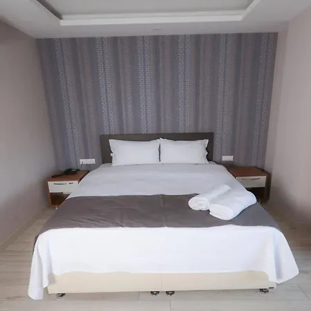 Hotel Grand Dost 3*